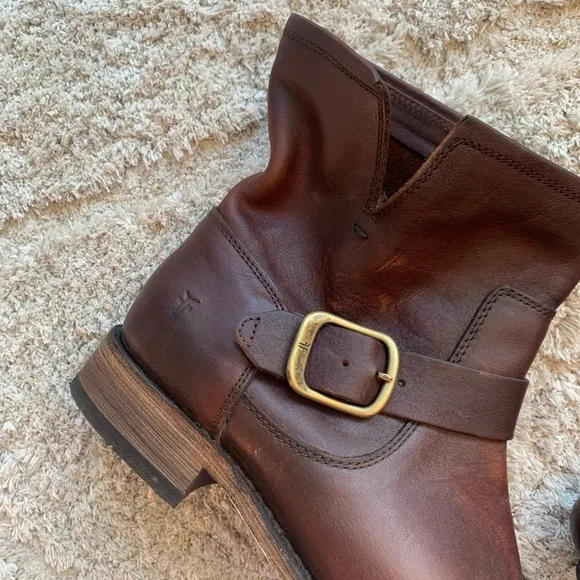 Frye Natalie Engineer Short Boot Brown Sz 8 - Picture 2 of 6
